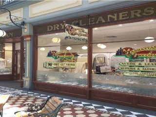 Exceptional Curtain Cleaner in Adelaide at your service