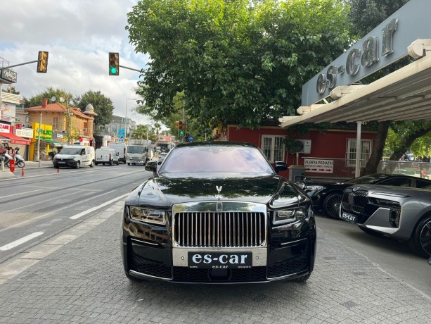 rolls-royce-ghost-big-0