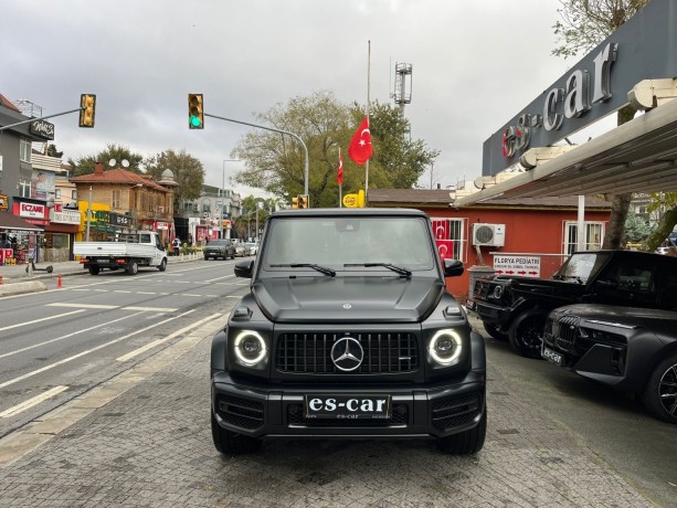 2023-mercedes-g63-amg-big-0