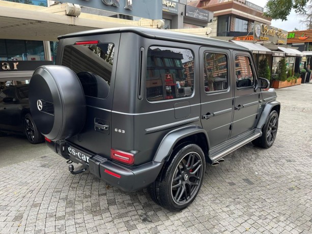 2023-mercedes-g63-amg-big-7