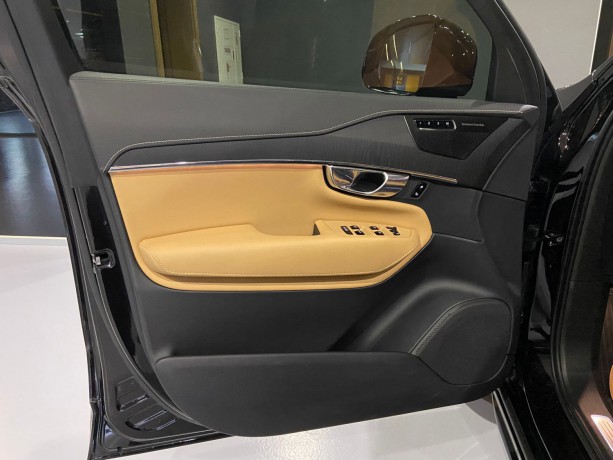 elite-auto-2020-volvo-xc90-20d-b5-7koltuk-harman-kardon-sogu-big-5