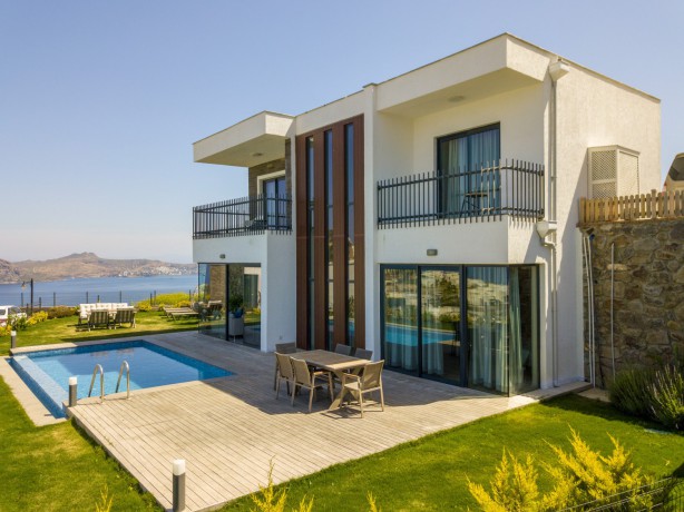 bodrum-yalikavakta-kiralik-31-ozel-havuzlu-manzarali-villa-big-4