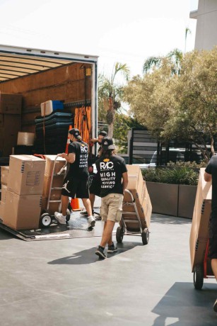 royal-moving-storage-big-3